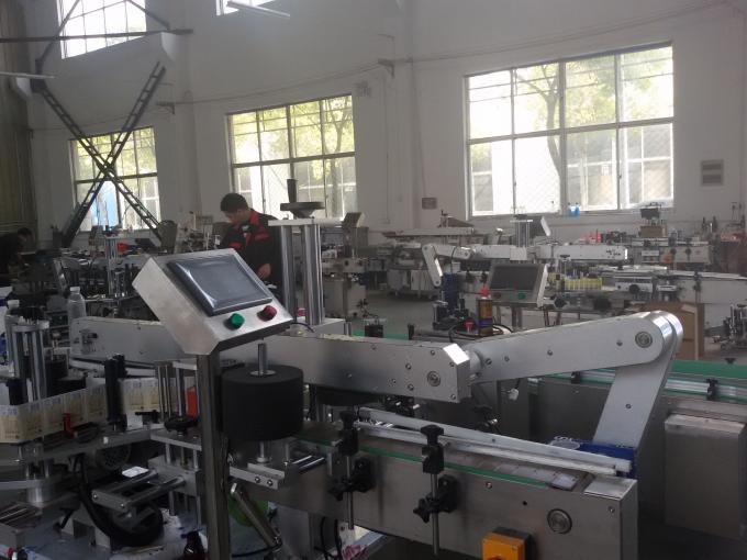 Dəyirmi şüşə 1.5KW üçün 350ml öz-özünə yapışan stiker abeling maşın