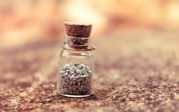 Yüksək sürətli SUS304 İqtisadiyyat Etiket yapışdırıcı üçün avtomatik bankalar və şüşələr flakon etiketləmə maşını