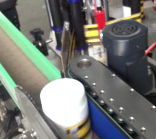 Dəyirmi Şüşə Etiketləmə Maşın, bround şəkər bankası üçün qablaşdırma və etiketləmə maşını