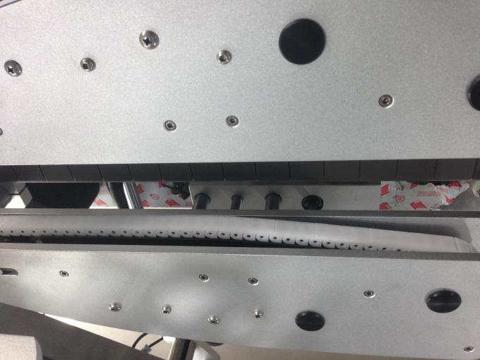 Çox növ Şüşə Etiket Etiketləmə Makinası PLC İdarəetmə Sistemi