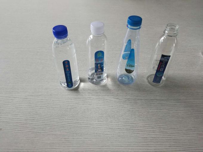 Yapışqan etiketlərPlastik Şüşə Etiketləmə Maşın, su şüşəsi etiketləmə avadanlığı üçün