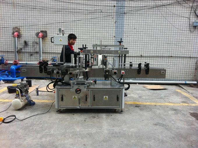 Ön və arxa Pet Şüşələri üçün tam avtomatik yapışqan Dəyirmi Şüşə Etiketləmə Makinası